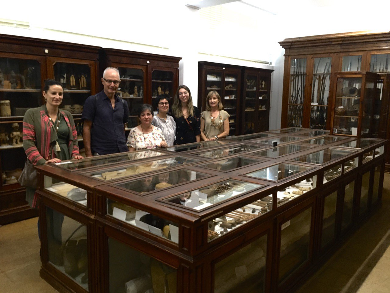 You are currently viewing Mark Thurner (University of London, FLACSO), international advisor for the TRANSMAT project, on a scientific mission in Portuguese museums